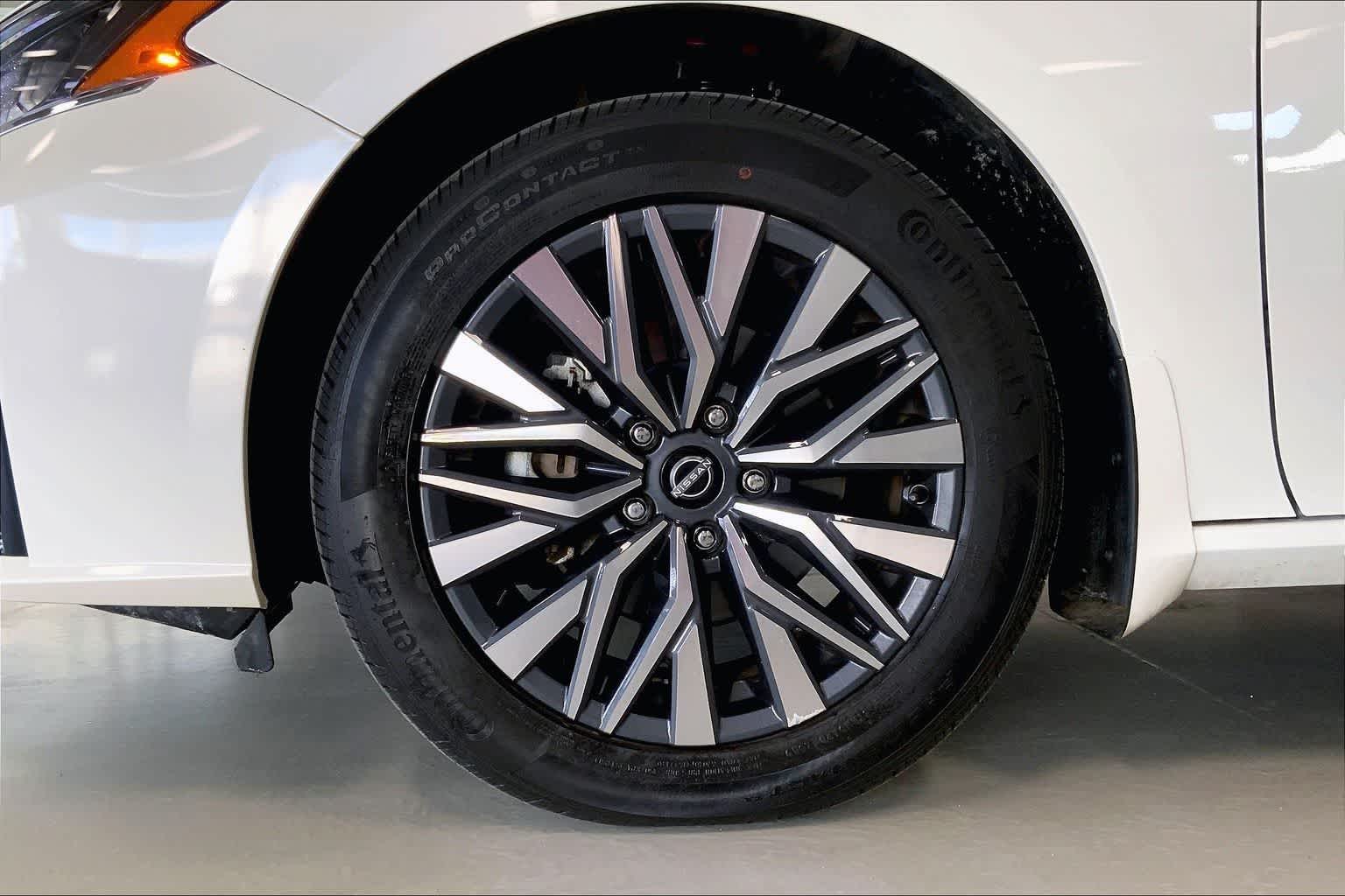 Thumbnail: 2023 Nissan Altima - 8