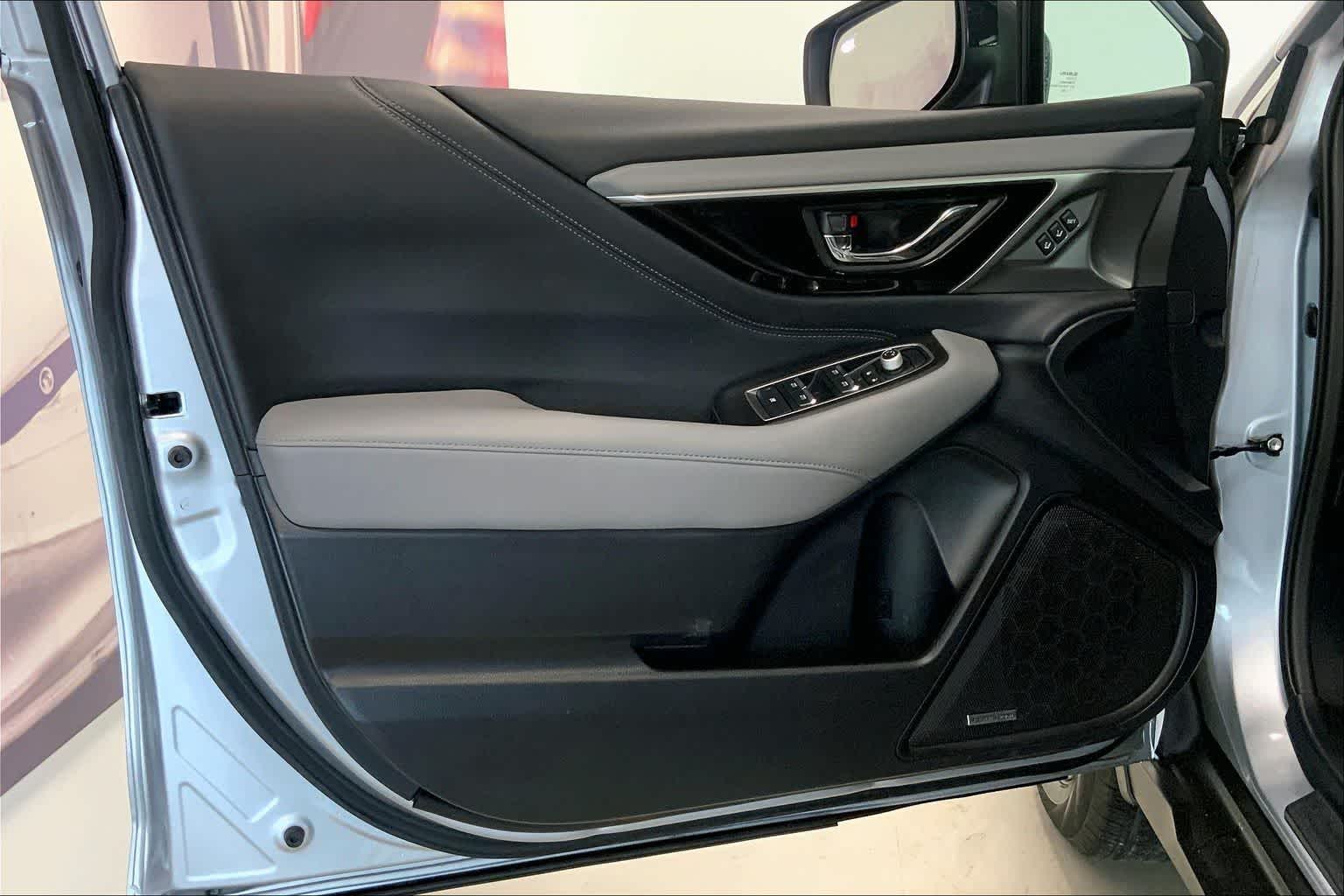 Thumbnail: 2022 Subaru Outback - 24