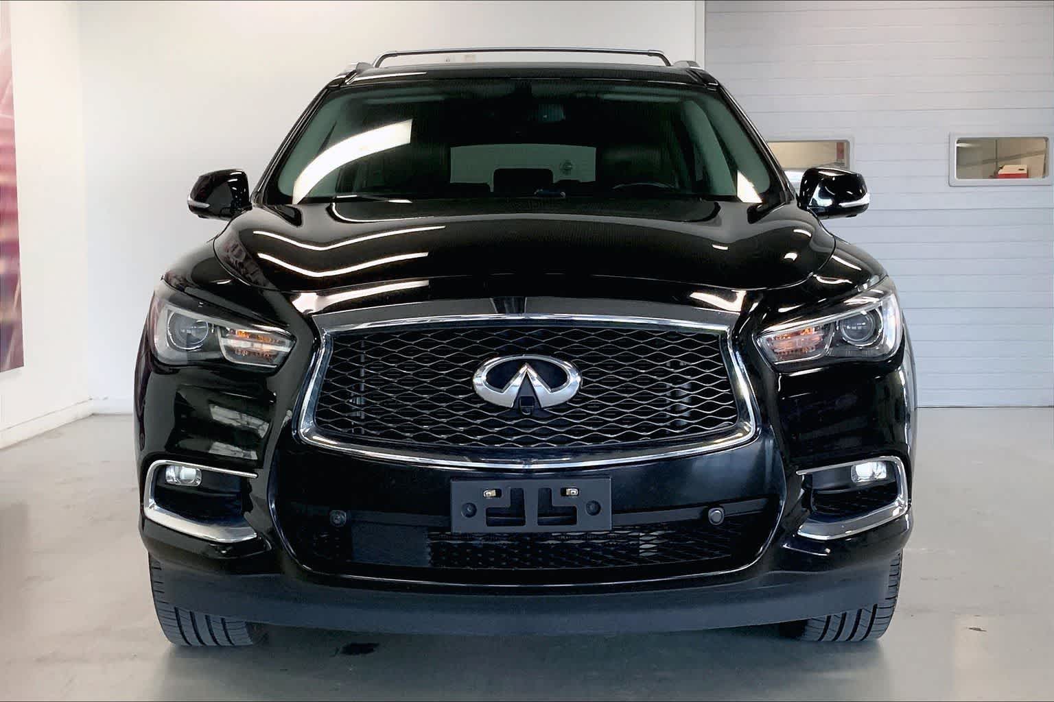 Thumbnail: 2017 INFINITI QX60 - 6