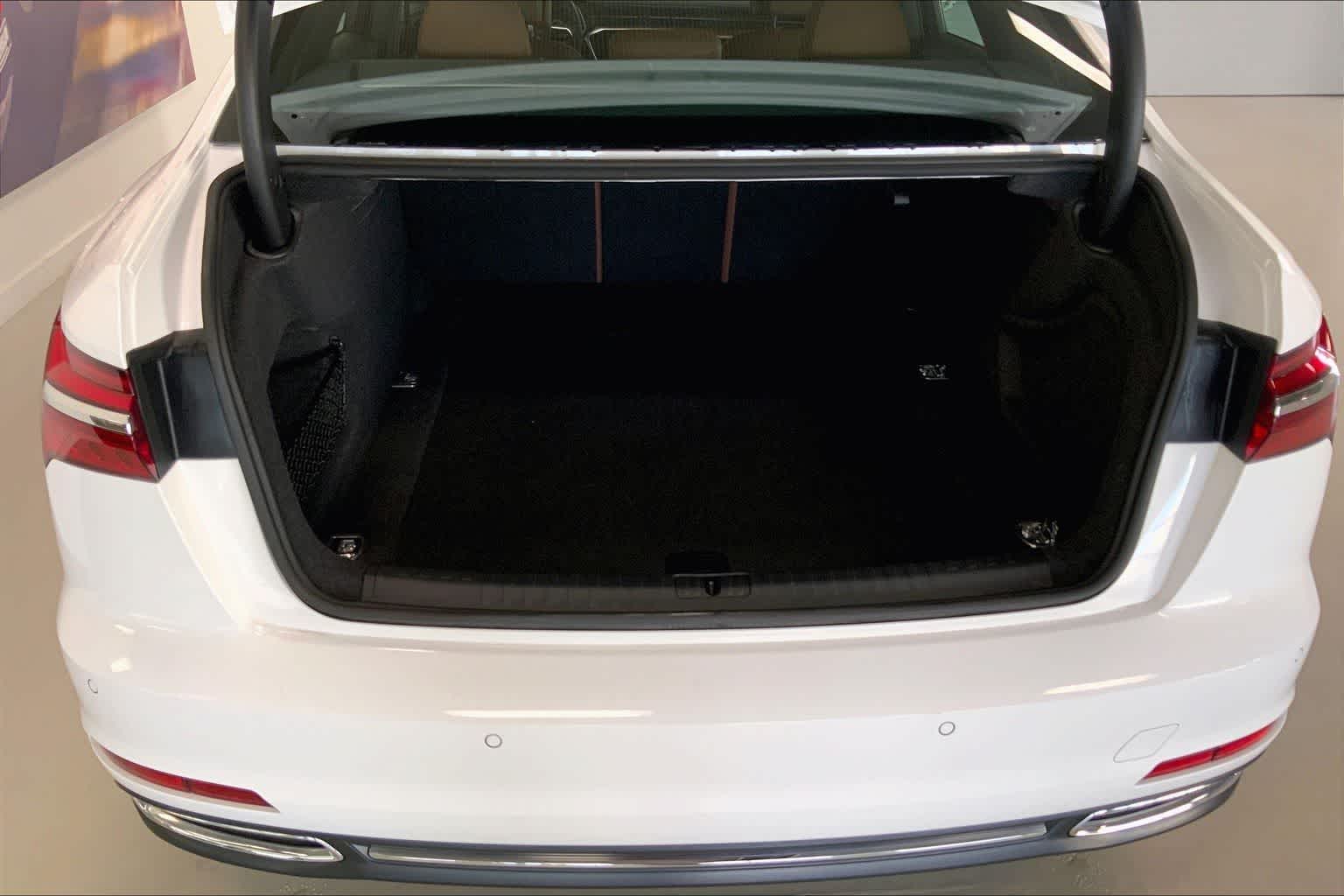 Thumbnail: 2023 Audi A6 - 18