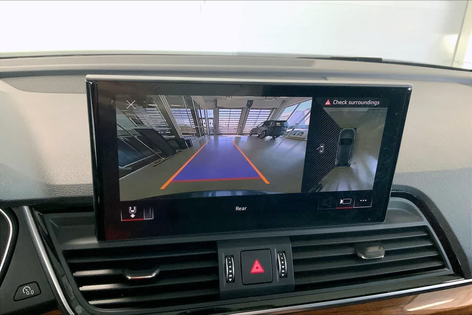 Thumbnail: 2022 Audi Q5 - 23