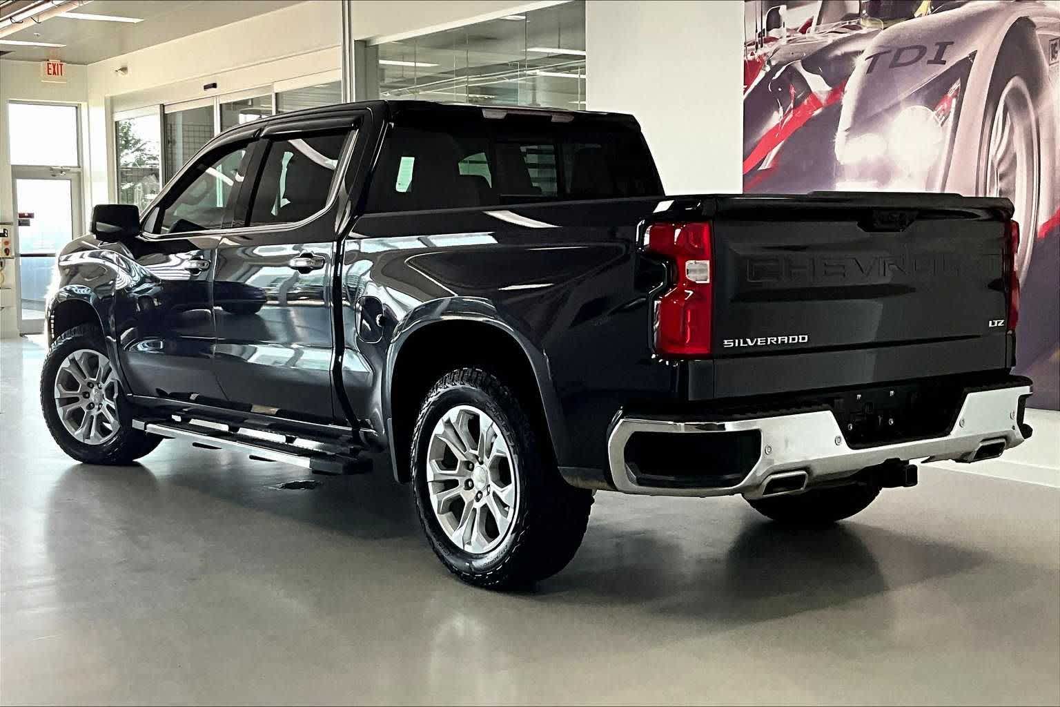 Thumbnail: 2022 Chevrolet Silverado 1500 - 4