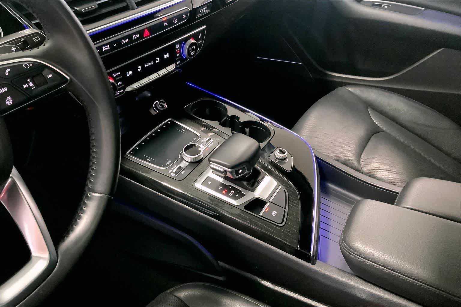 Thumbnail: 2018 Audi Q7 - 15