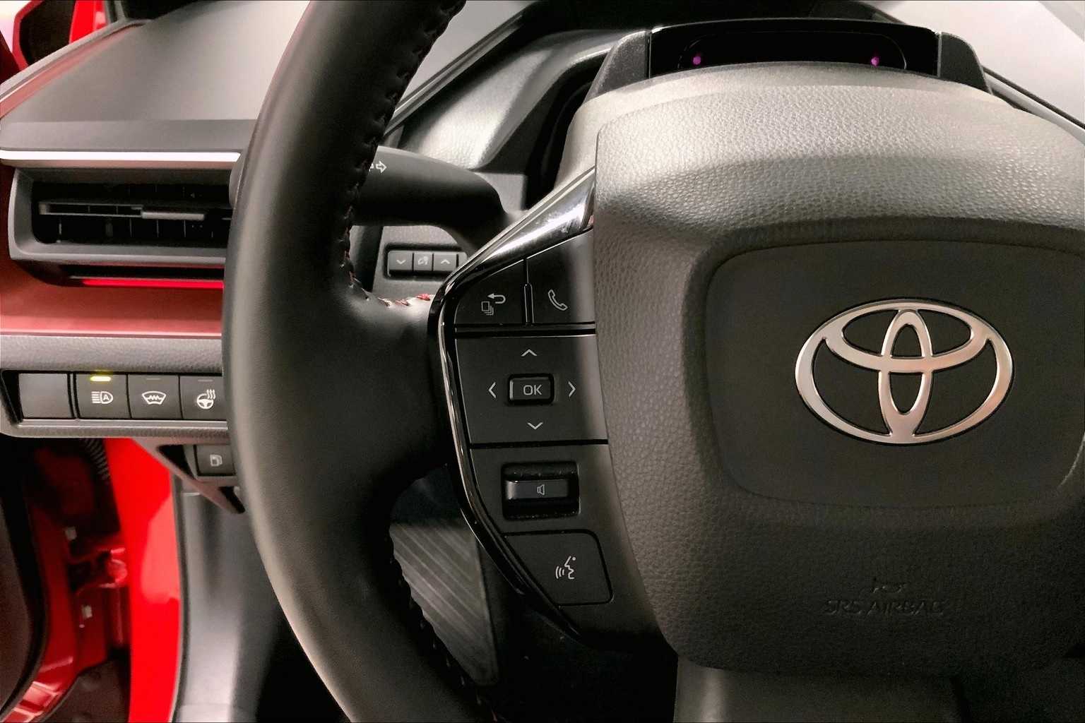 Thumbnail: 2023 Toyota Prius Prime - 23