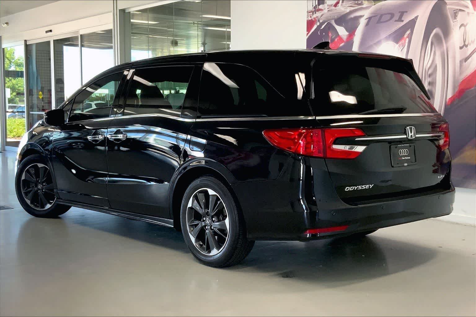 Thumbnail: 2023 Honda Odyssey - 4