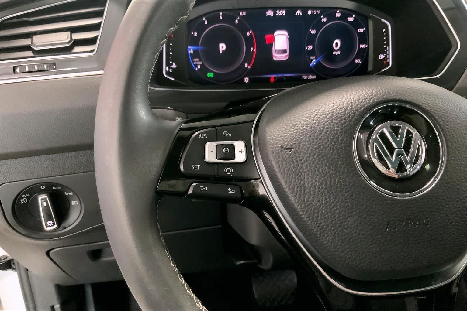 Thumbnail: 2021 Volkswagen Tiguan - 22