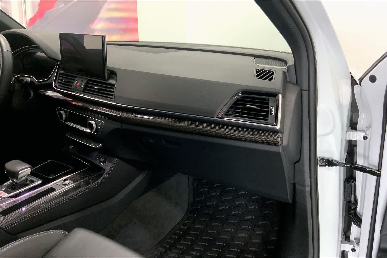 Thumbnail: 2024 Audi SQ5 - 21