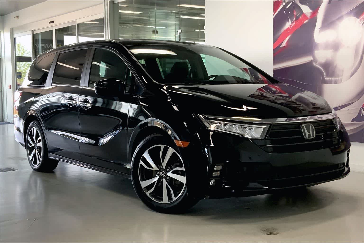 Thumbnail: 2023 Honda Odyssey - 18