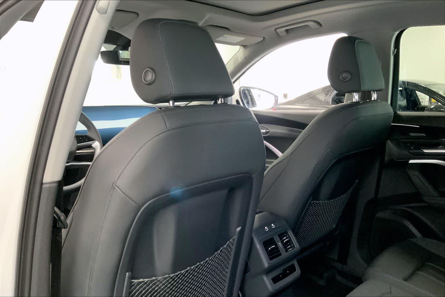 Thumbnail: 2025 Audi Q5 - 11