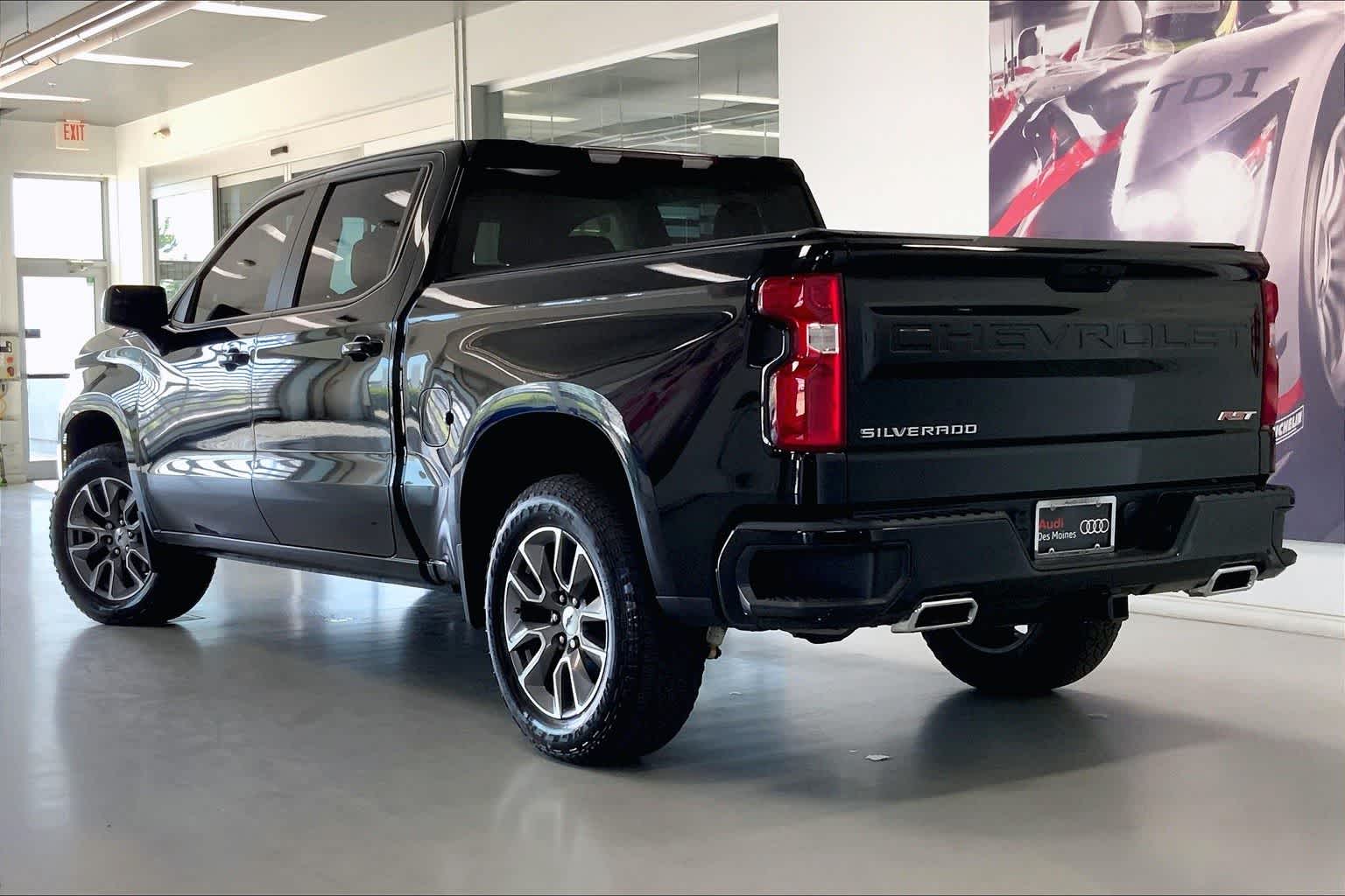 Thumbnail: 2022 Chevrolet Silverado 1500 - 4