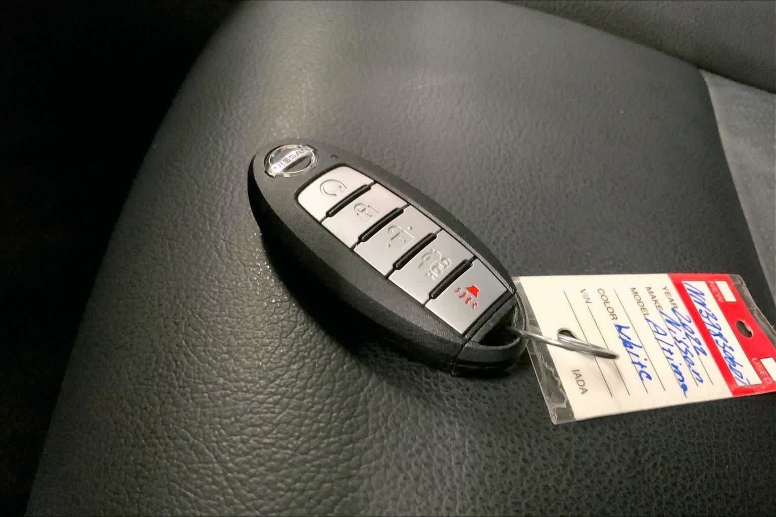 Thumbnail: 2022 Nissan Altima - 18