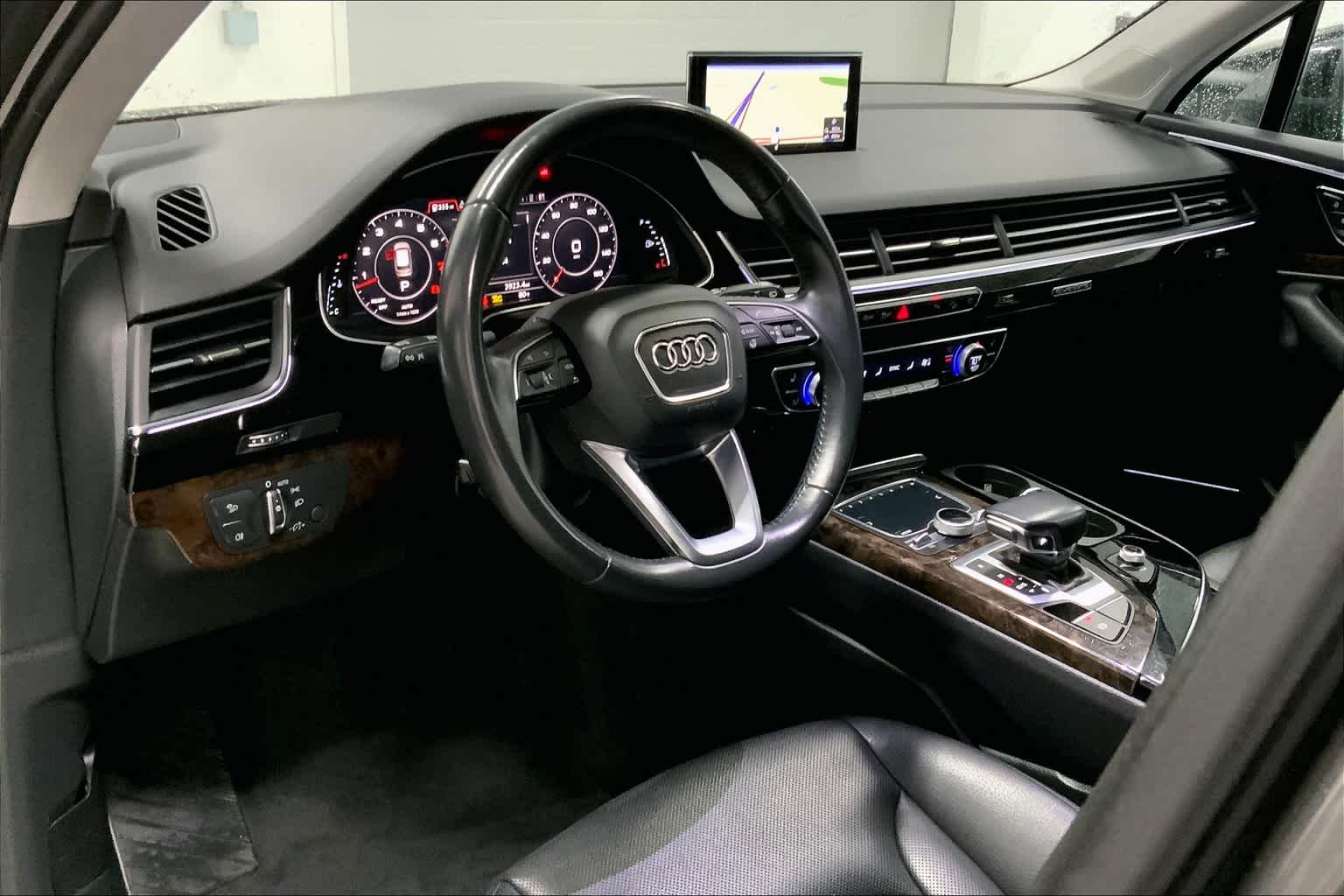 Used 2018 Audi Q7 Premium Plus with VIN WA1LAAF78JD051285 for sale in Johnston, IA