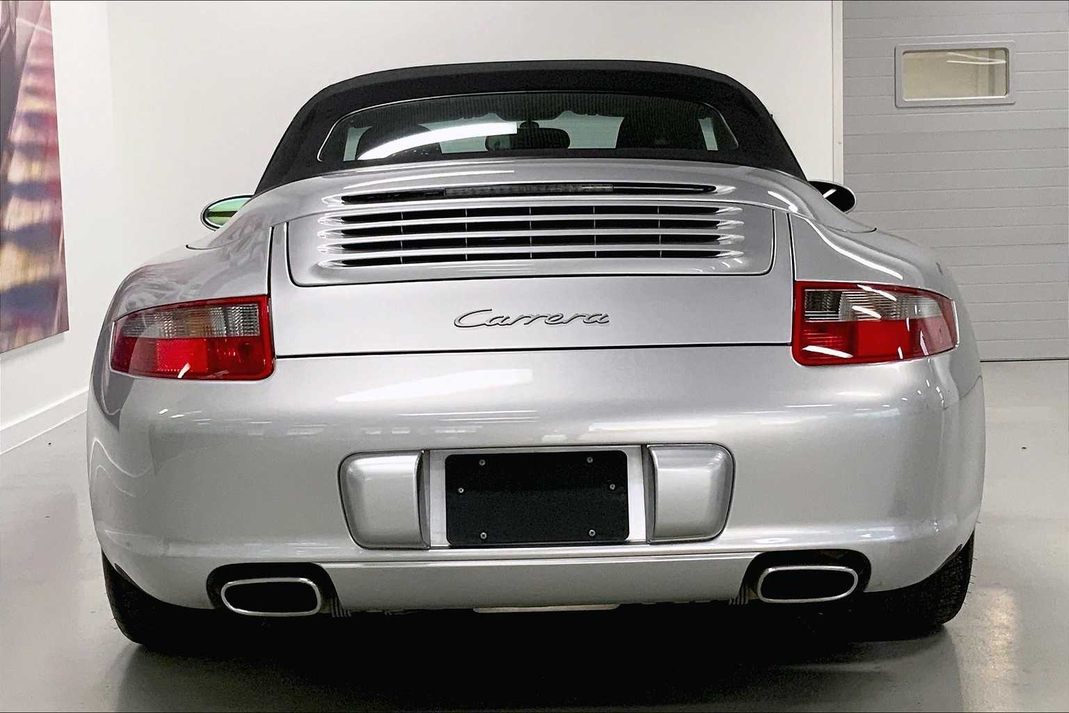 Thumbnail: 2007 Porsche 911 - 5