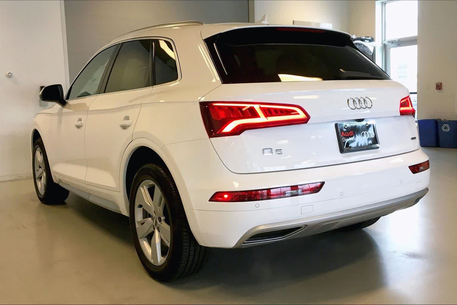 Thumbnail: 2019 Audi Q5 - 10