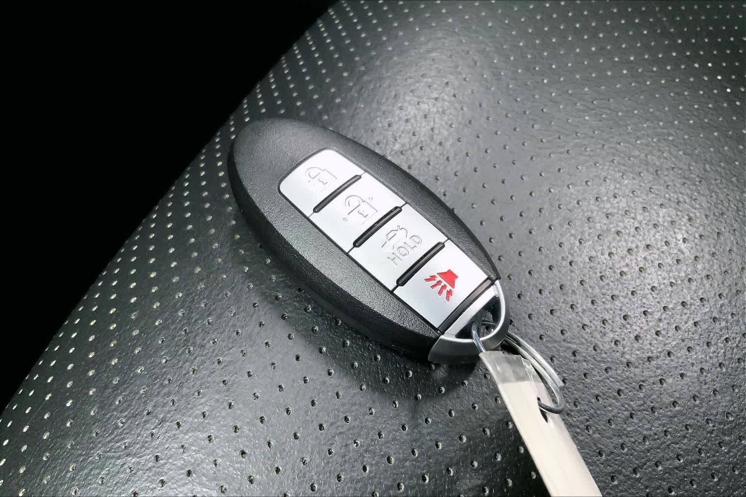 Thumbnail: 2018 Nissan Sentra - 18