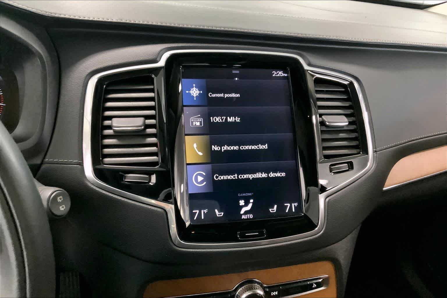 Thumbnail: 2019 Volvo XC90 - 23