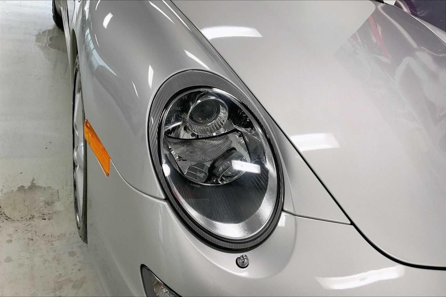 Thumbnail: 2007 Porsche 911 - 23