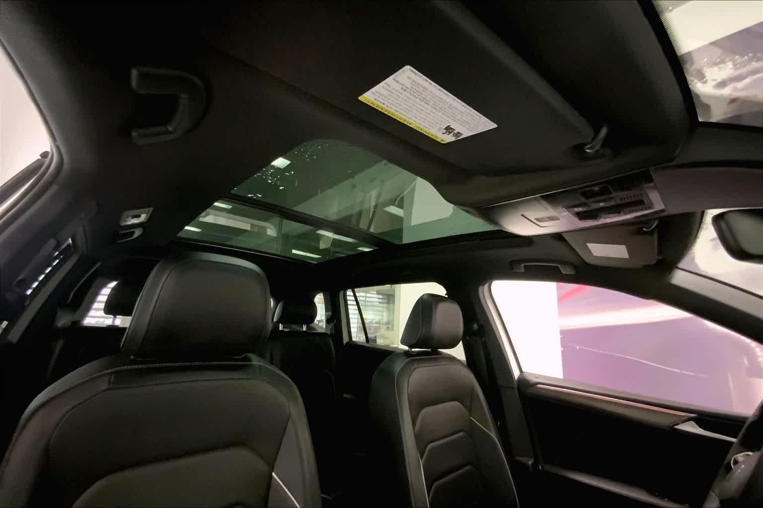 Thumbnail: 2022 Volkswagen Tiguan - 27