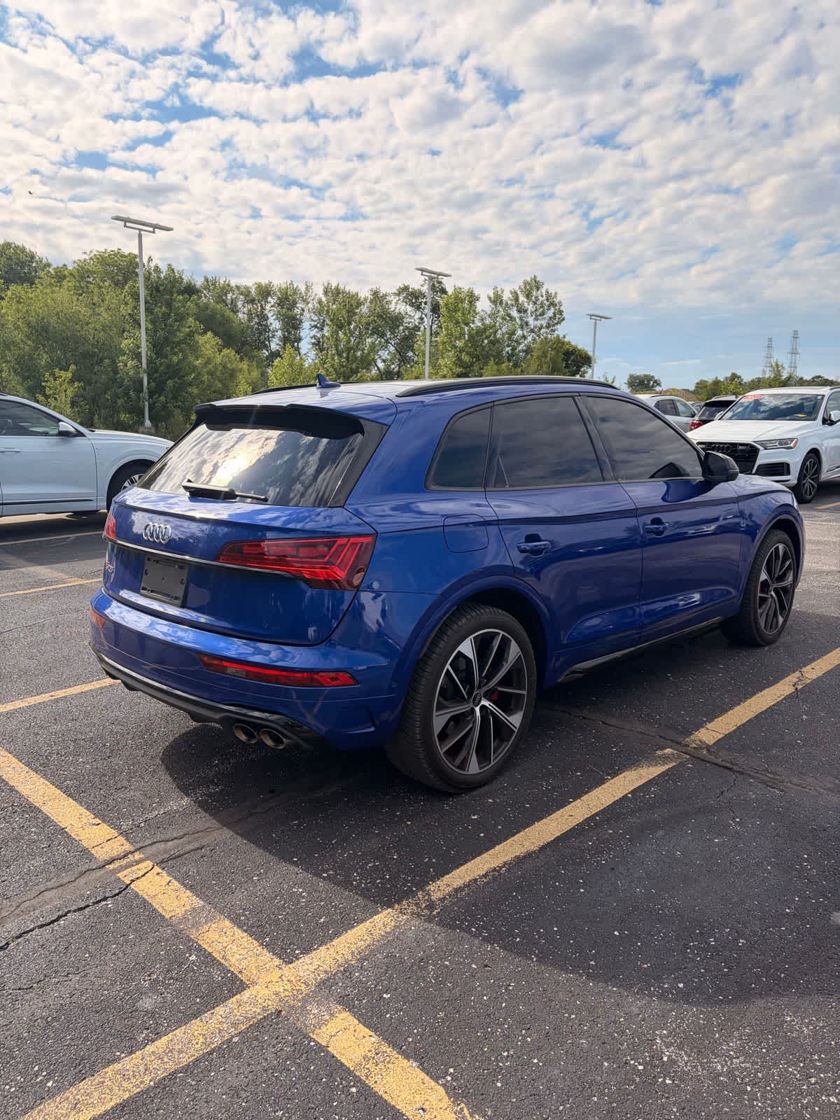 Thumbnail: 2023 Audi SQ5 - 5