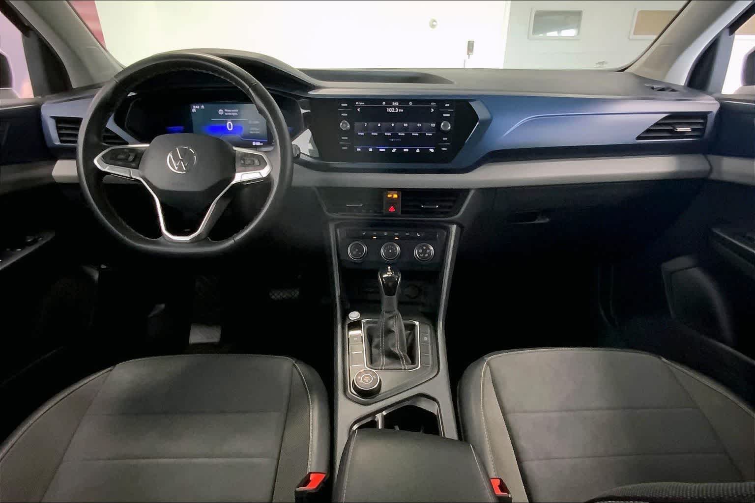 Thumbnail: 2022 Volkswagen Taos - 8
