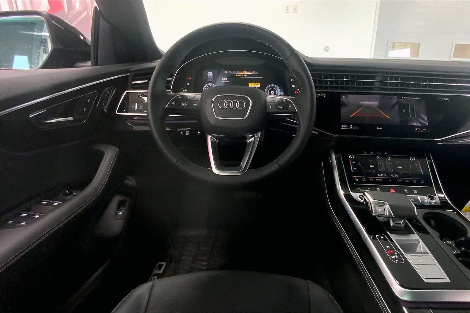 Thumbnail: 2026 Audi Q8 - 14