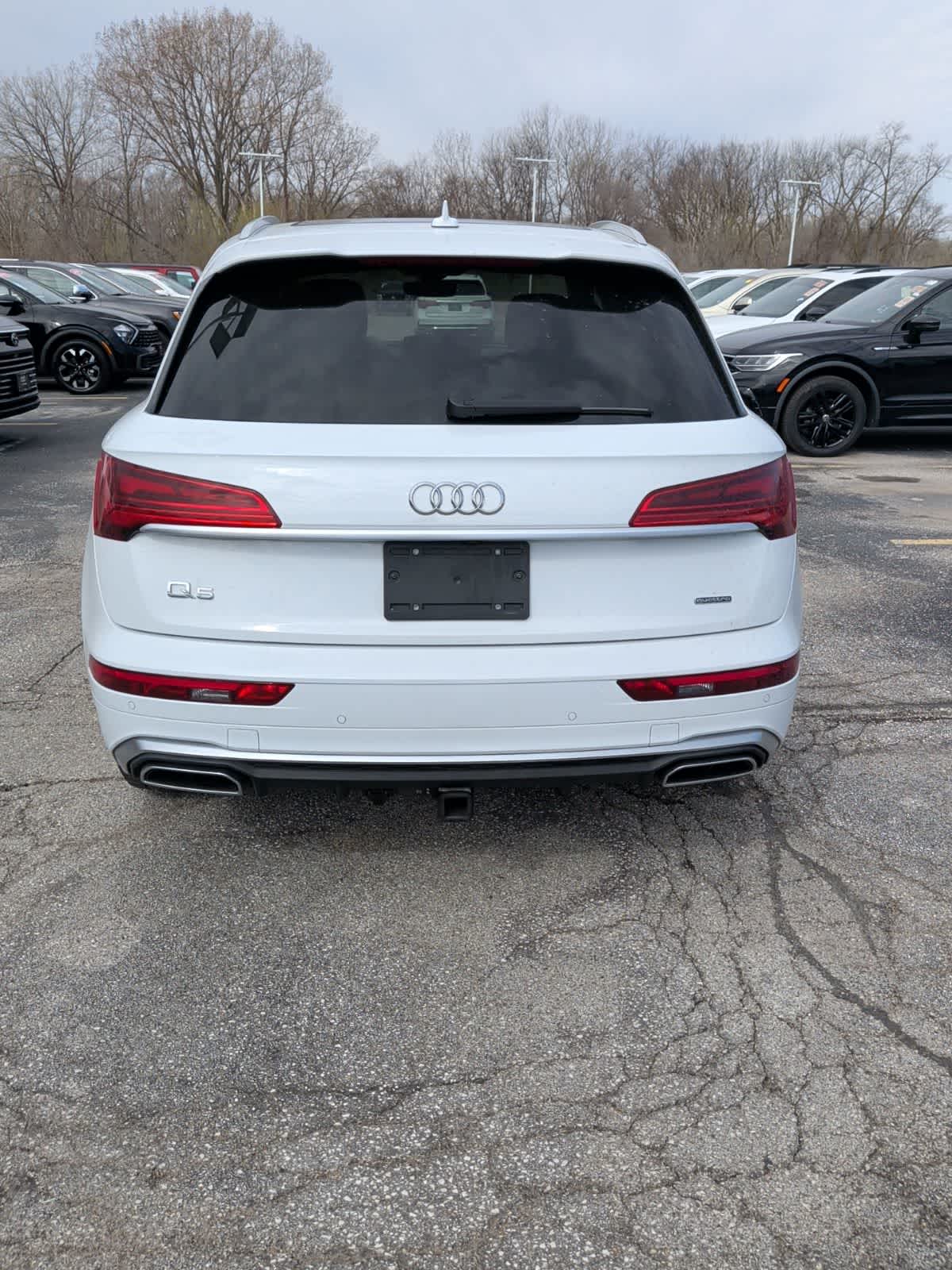 Thumbnail: 2023 Audi Q5 - 4