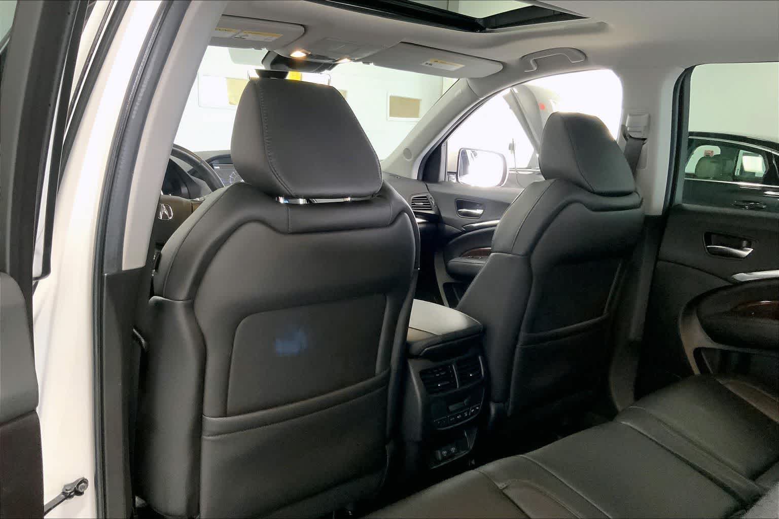 Thumbnail: 2020 Acura MDX - 11