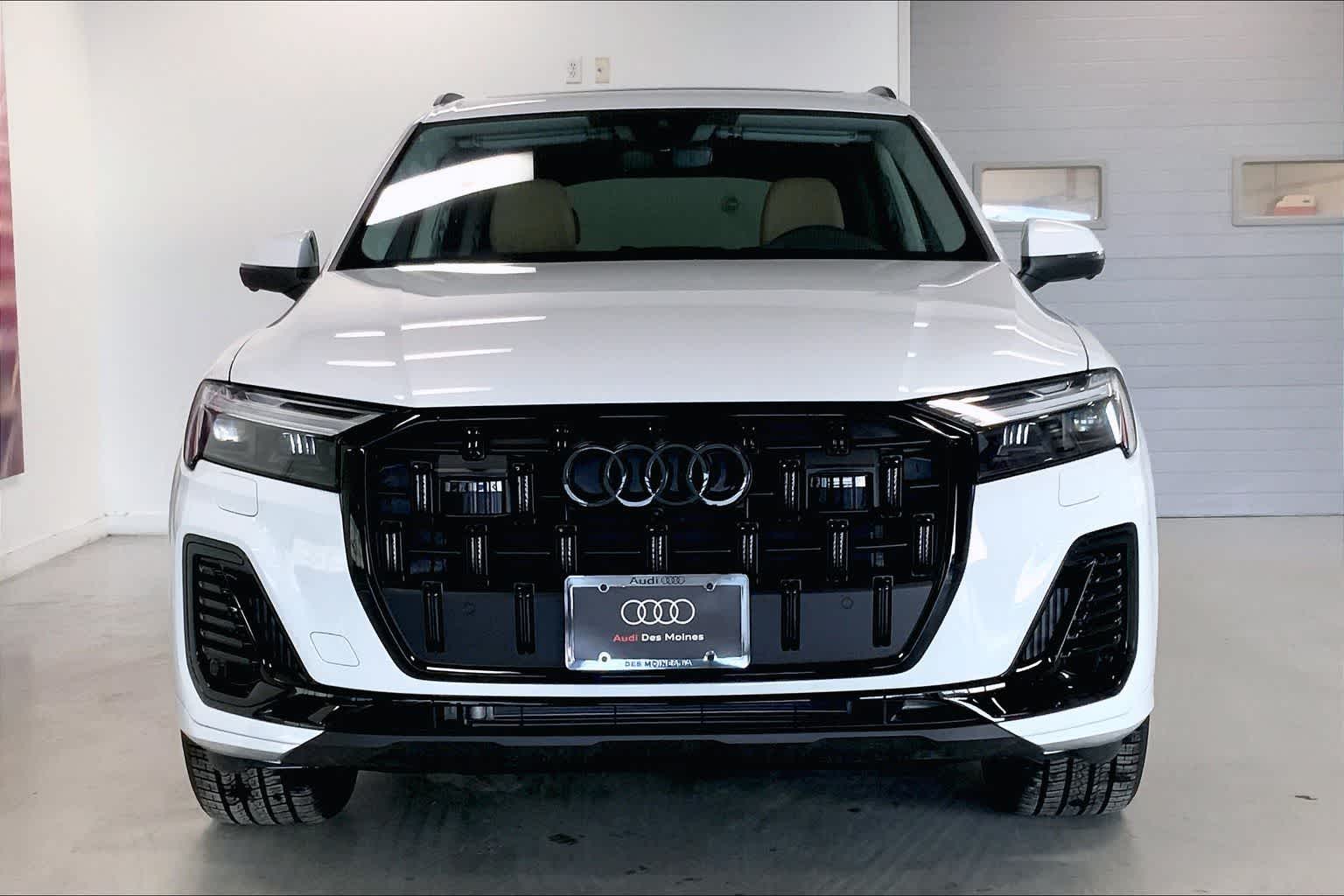 Thumbnail: 2026 Audi Q7 - 6