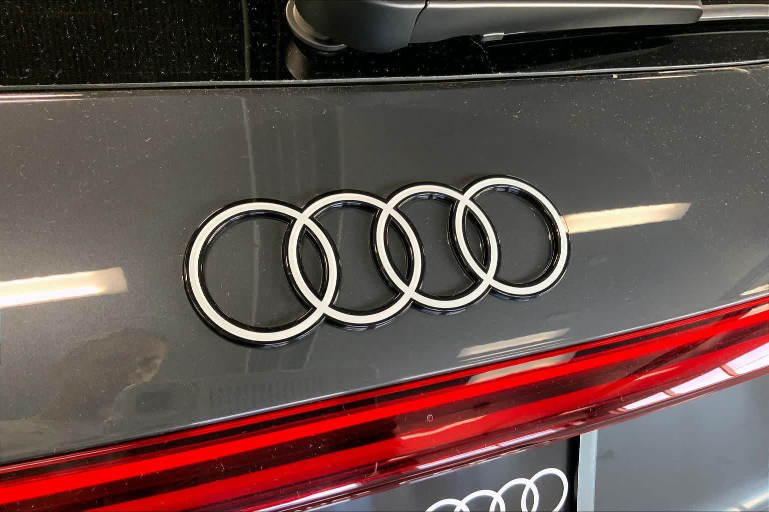 Thumbnail: 2025 Audi Q5 - 7