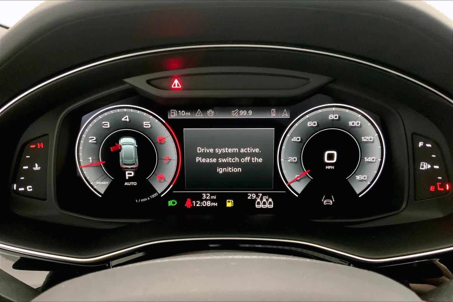 Thumbnail: 2026 Audi Q8 - 18