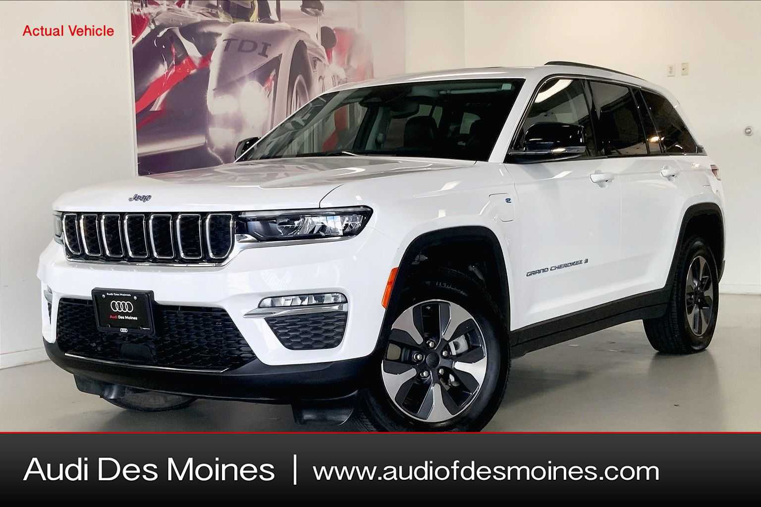 Thumbnail: 2022 Jeep Grand Cherokee - 1