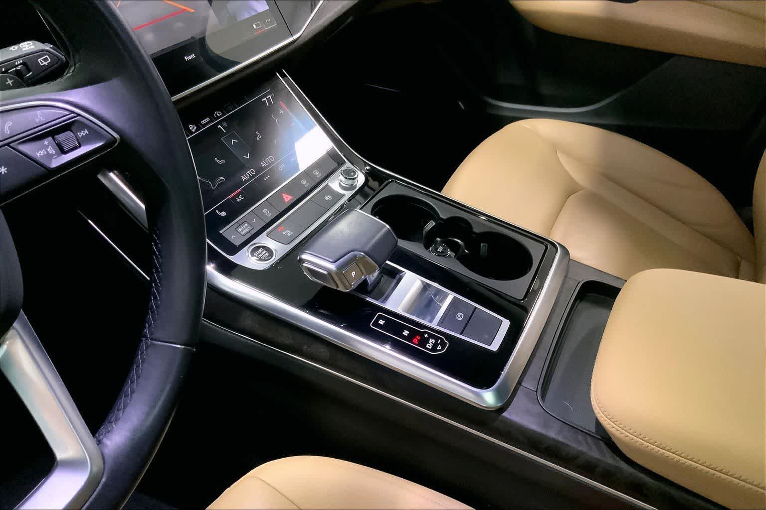 Thumbnail: 2022 Audi Q7 - 14