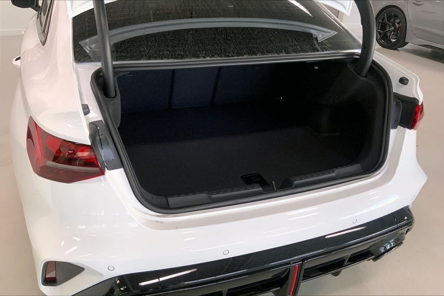 Thumbnail: 2026 Audi RS 3 - 18