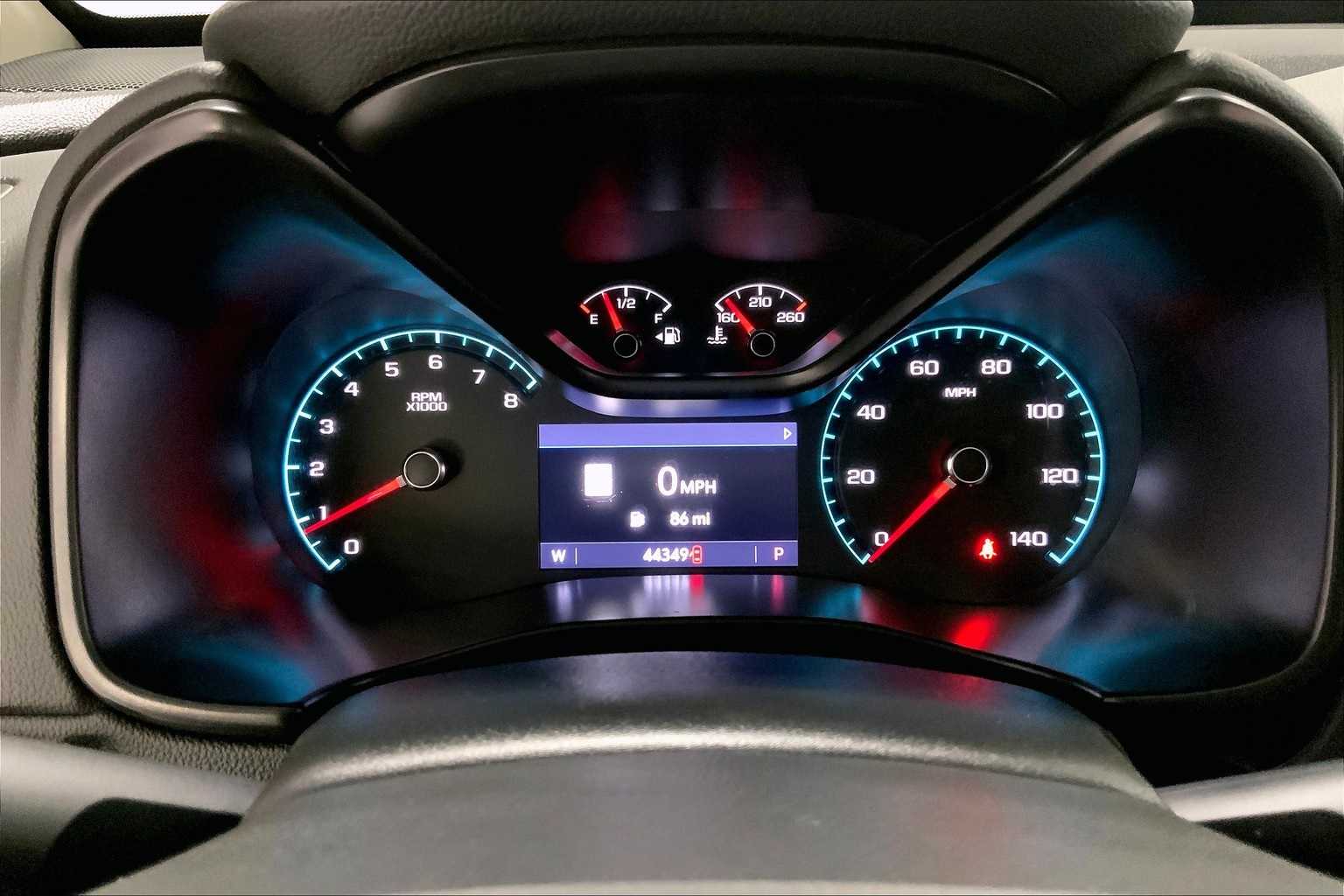 Thumbnail: 2022 Chevrolet Colorado - 16