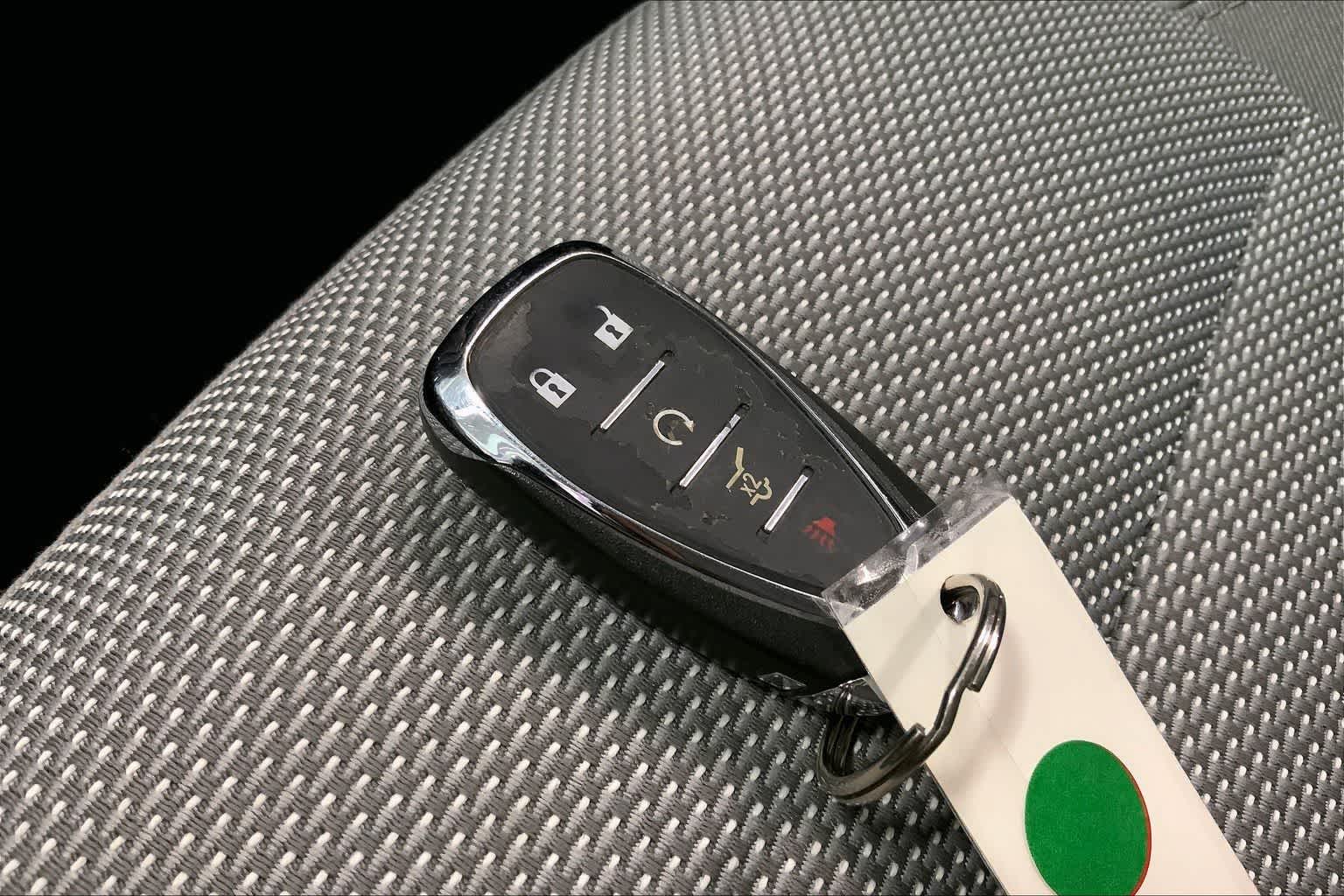 Thumbnail: 2018 Chevrolet Traverse - 17