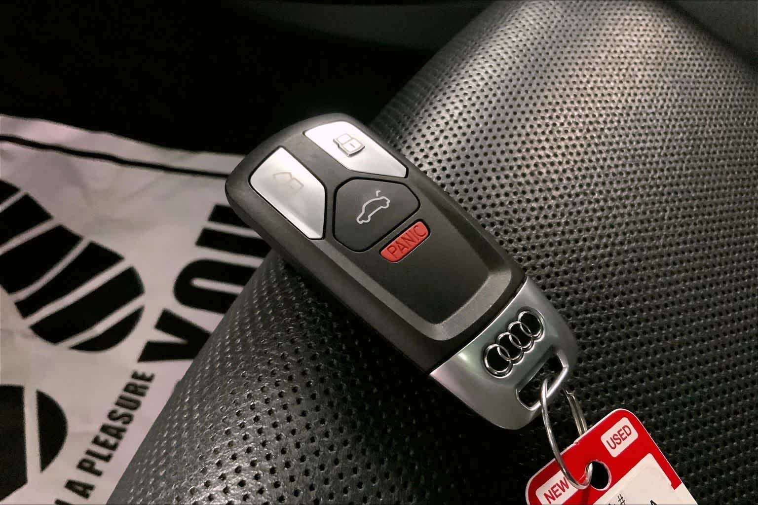 Thumbnail: 2018 Audi Q7 - 18