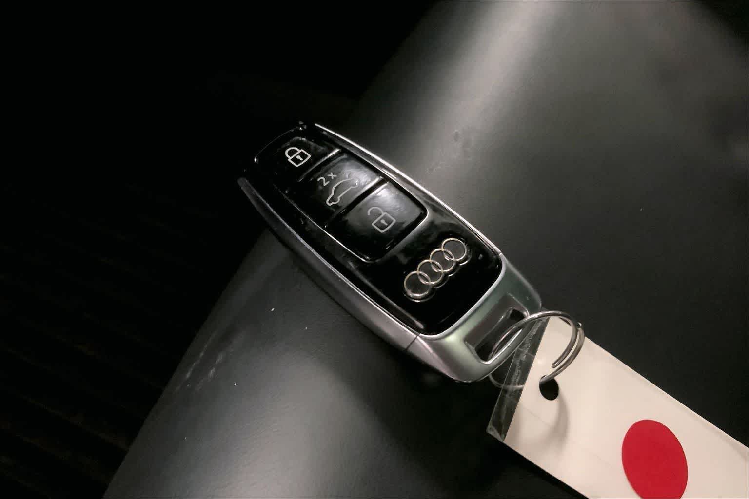 Thumbnail: 2022 Audi RS 7 - 17