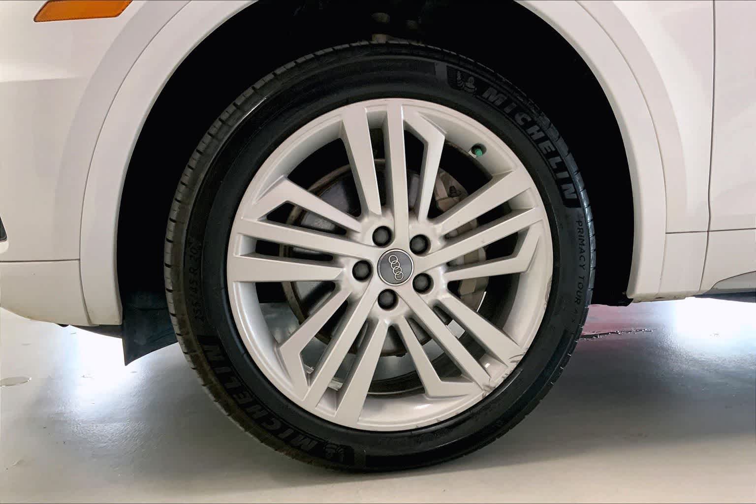 Thumbnail: 2019 Audi Q5 - 8