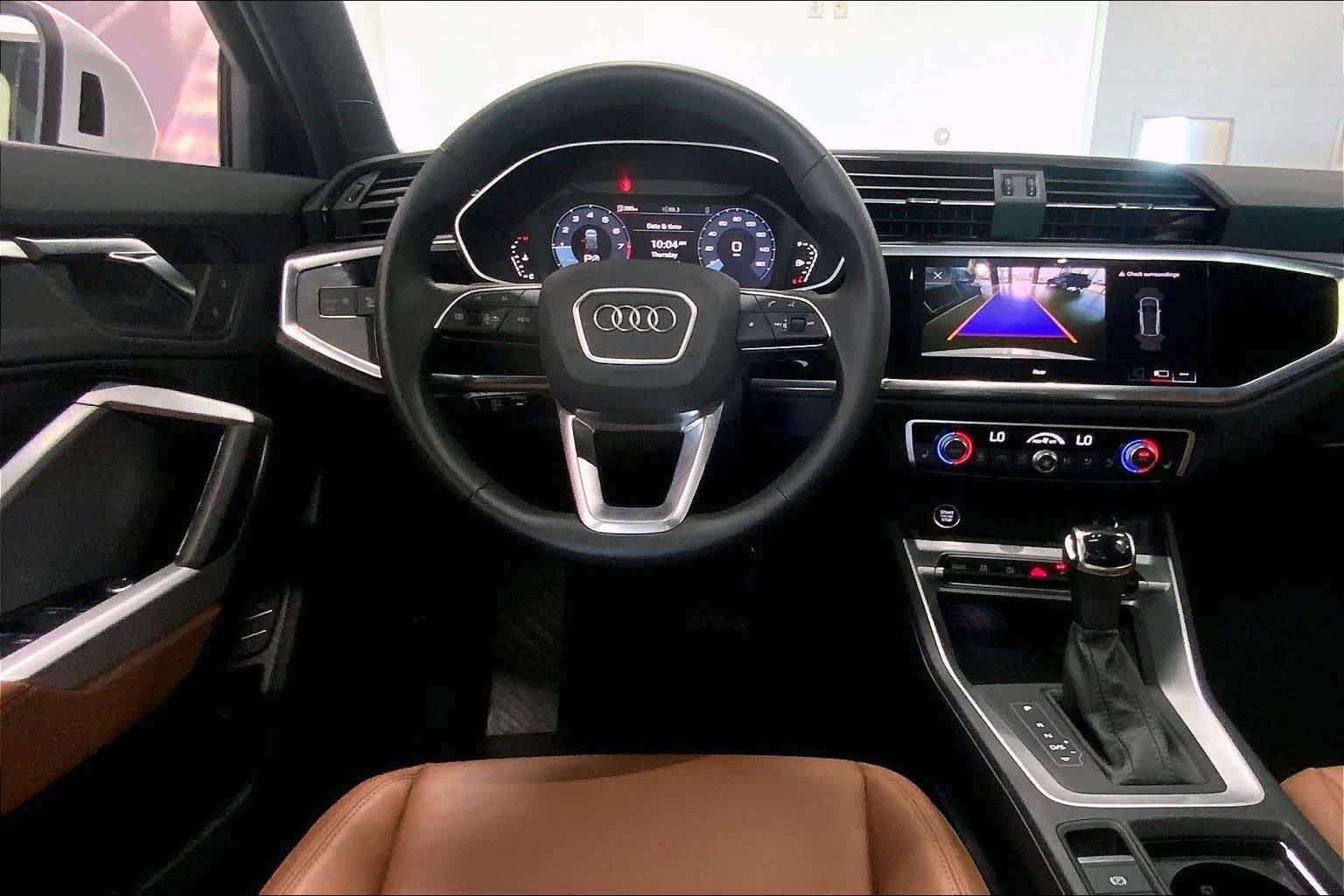 Thumbnail: 2025 Audi Q3 - 13
