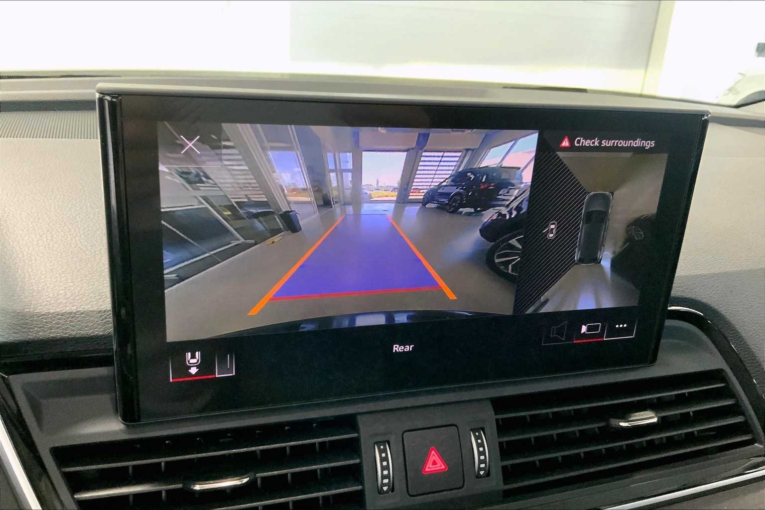 Thumbnail: 2024 Audi Q5 - 22