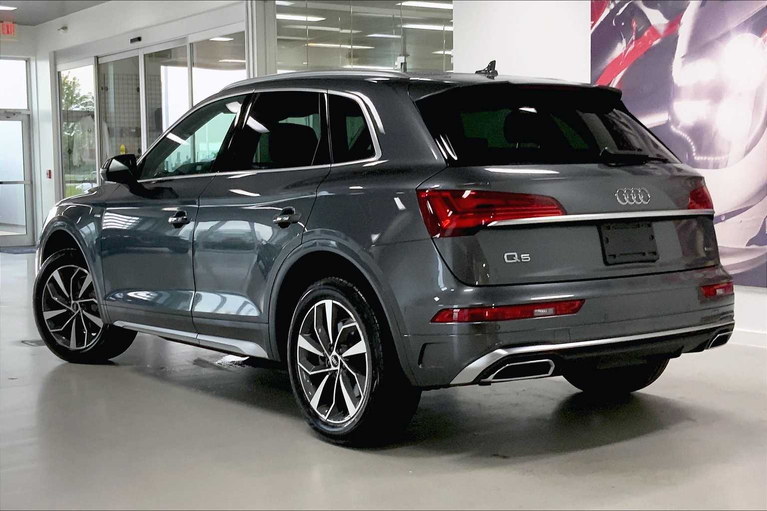 2023 Audi Q5 45 S line Premium photo 3