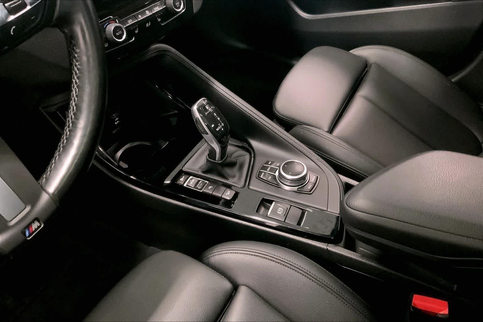 Thumbnail: 2022 BMW X1 - 14