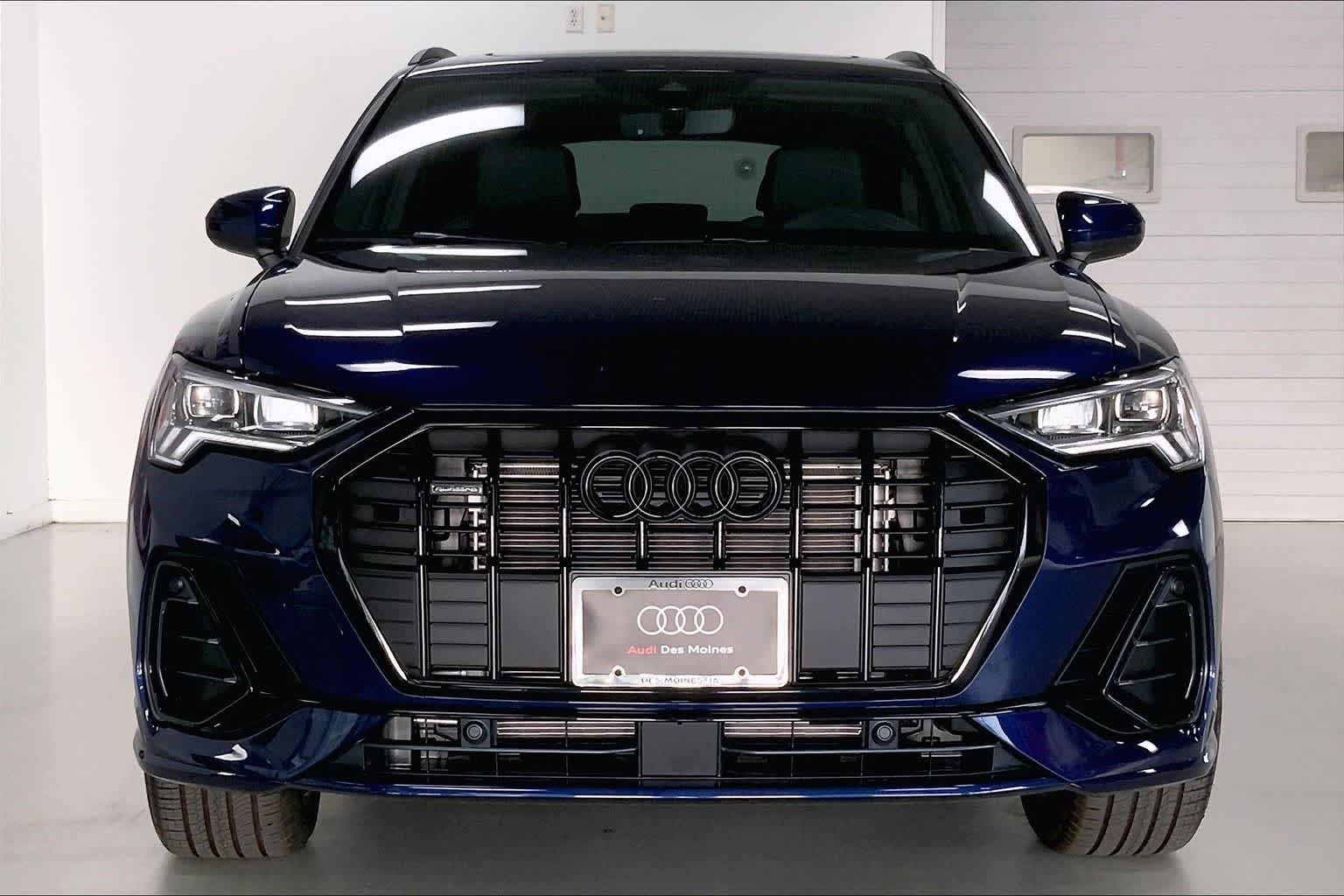Thumbnail: 2025 Audi Q3 - 6
