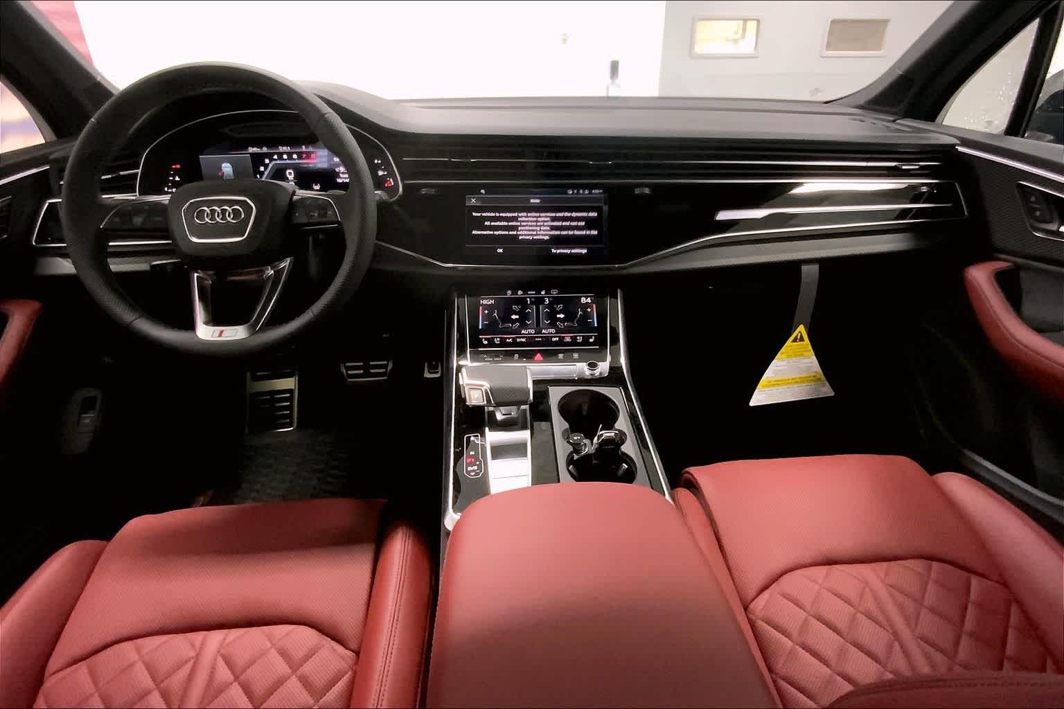 Thumbnail: 2026 Audi SQ7 - 10