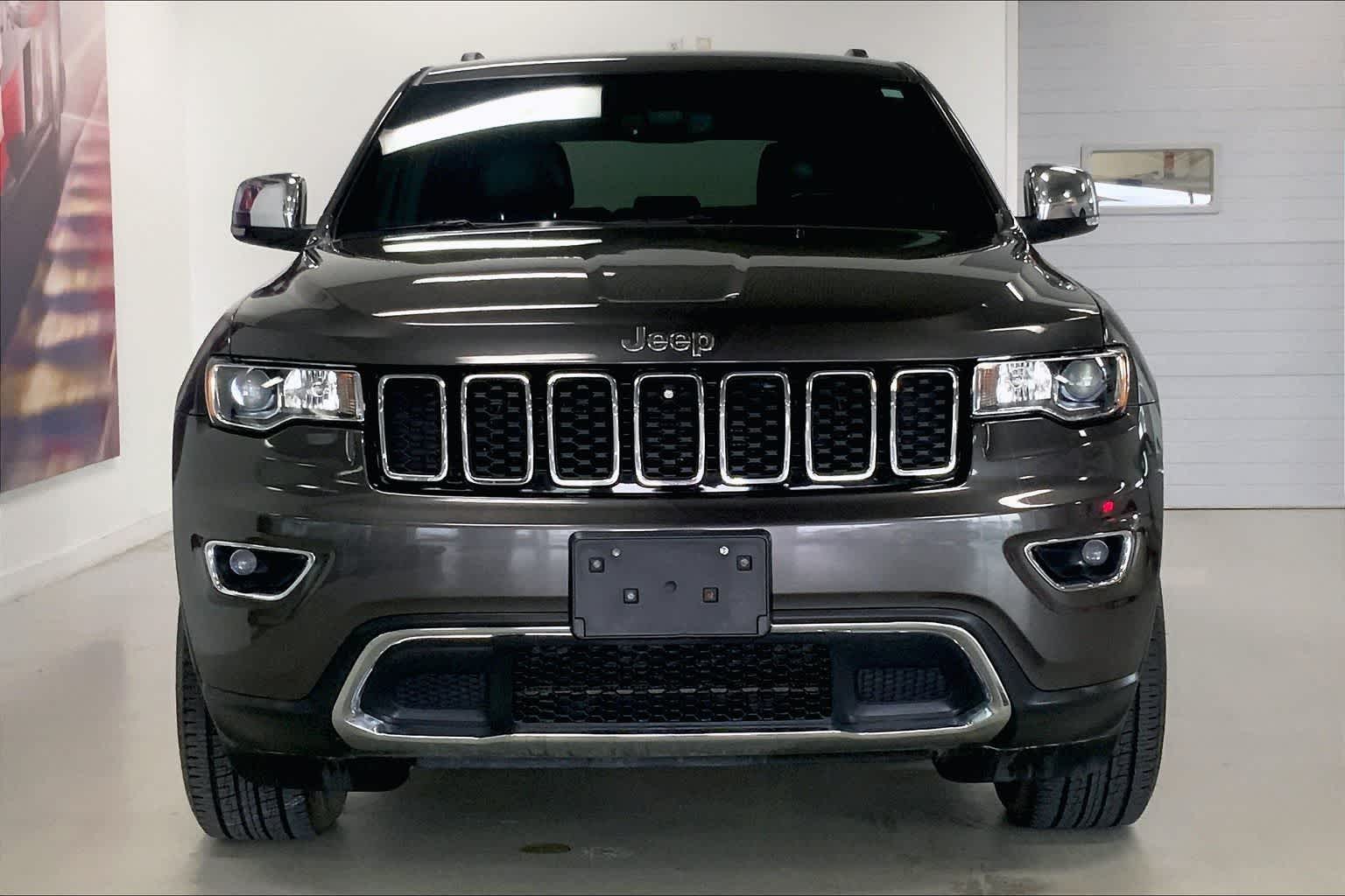Thumbnail: 2019 Jeep Grand Cherokee - 6