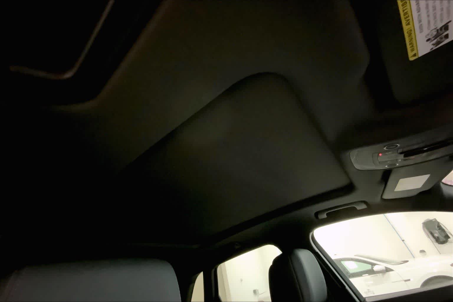 Thumbnail: 2022 Audi Q3 - 30