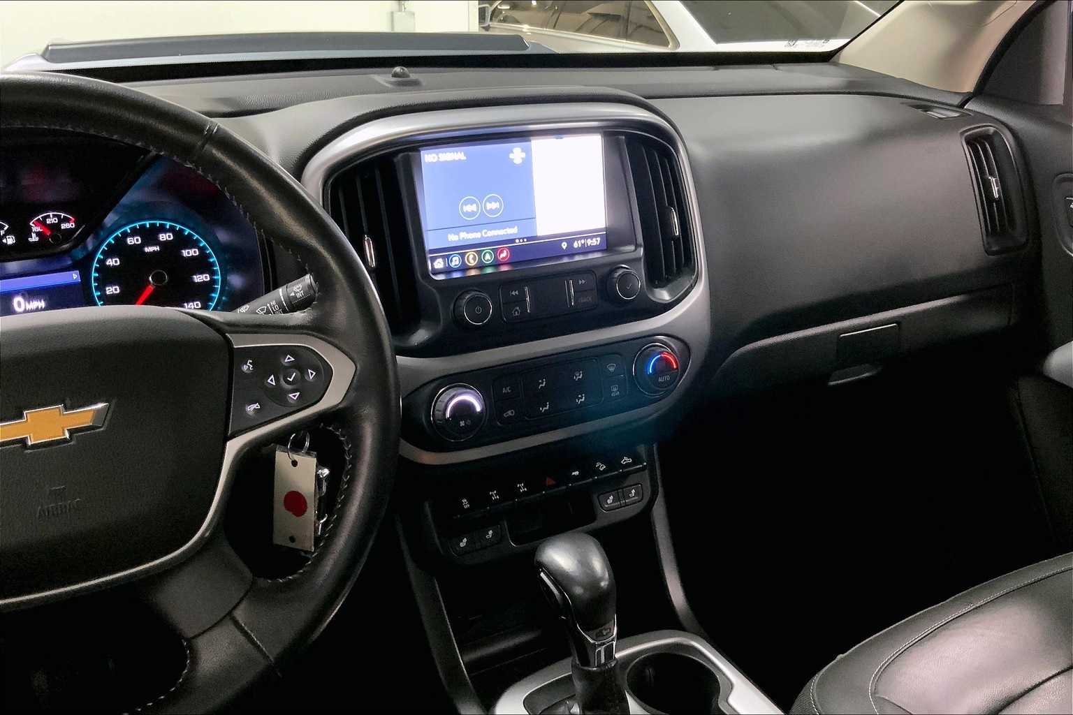 Thumbnail: 2022 Chevrolet Colorado - 14