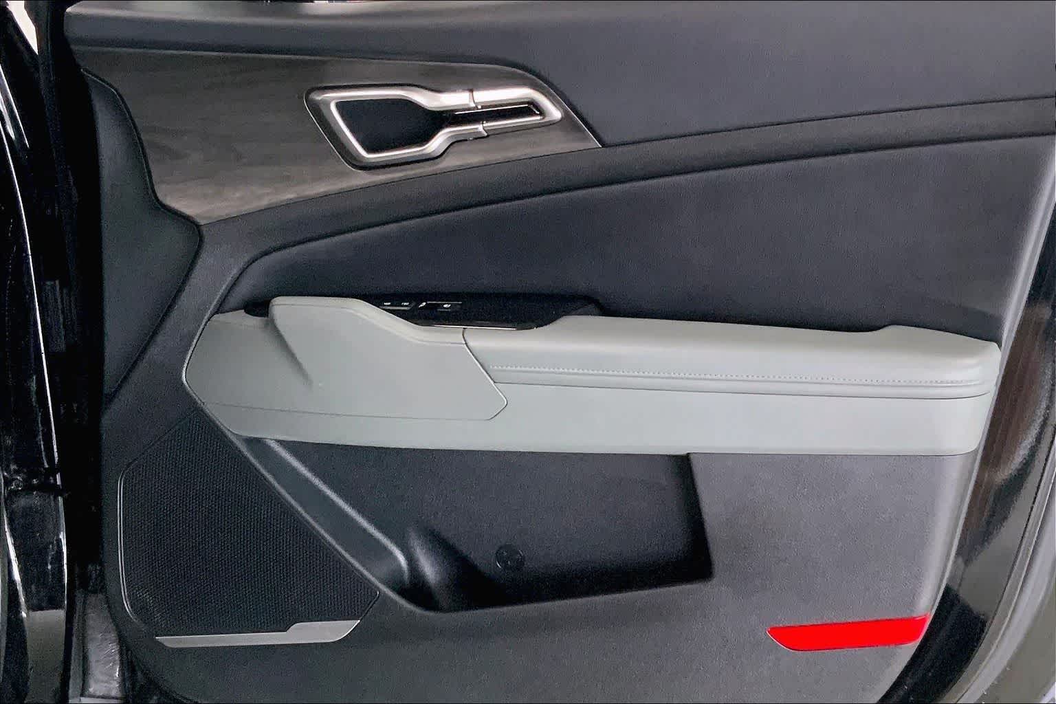 Thumbnail: 2023 Kia Sportage - 25