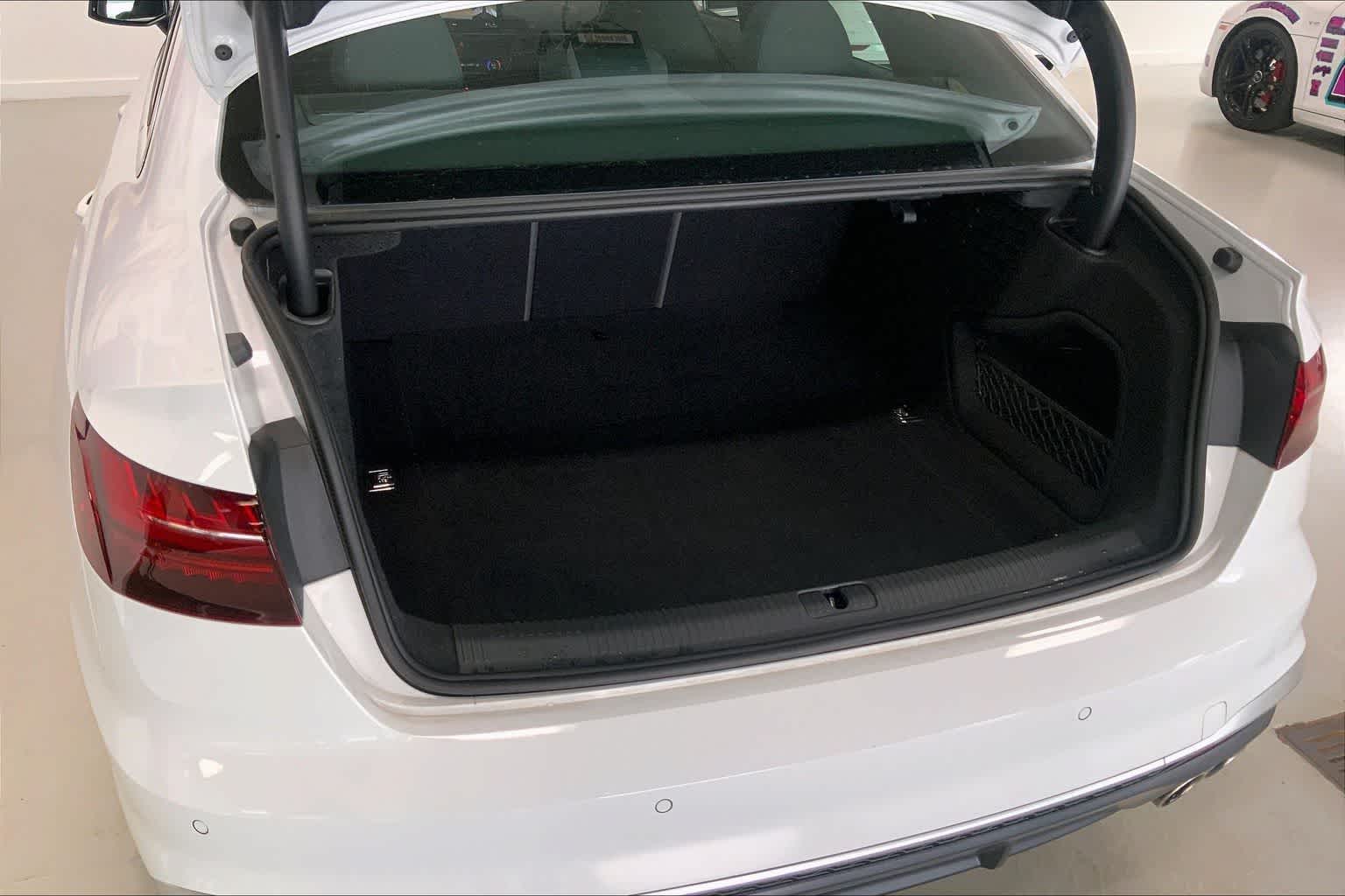 Thumbnail: 2024 Audi S4 - 17