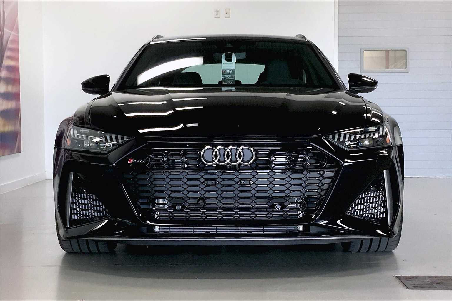 Thumbnail: 2026 Audi RS 6 - 6